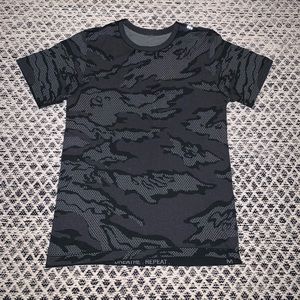 Men’s Lululemon Metal Vent Breathe T-Shirt